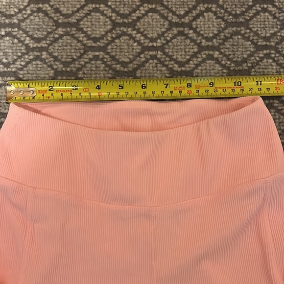 Women's Pink Shorts‎ - Picture 4 of 10